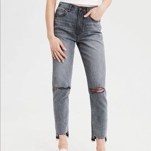 American Eagle Mom Jean